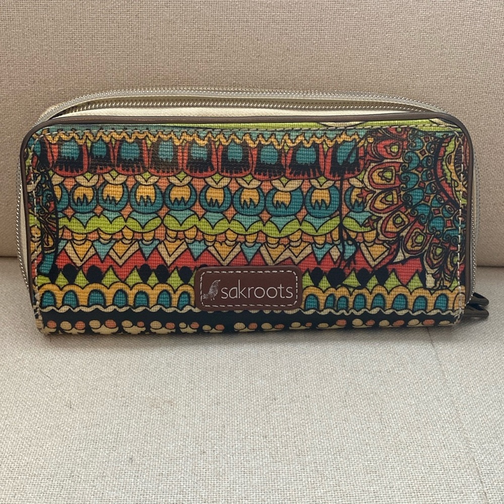Sakroots multicolored wallet